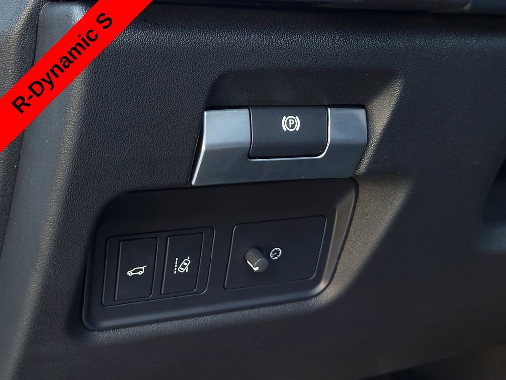 Used 2020 Jaguar E-PACE R-Dynamic S AWD/4WD image 19