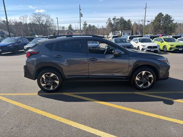 Used 2024 Subaru Crosstrek 2.5i Limited AWD/4WD image 4