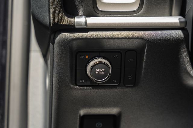 Used 2025 Ford Expedition Active image 54