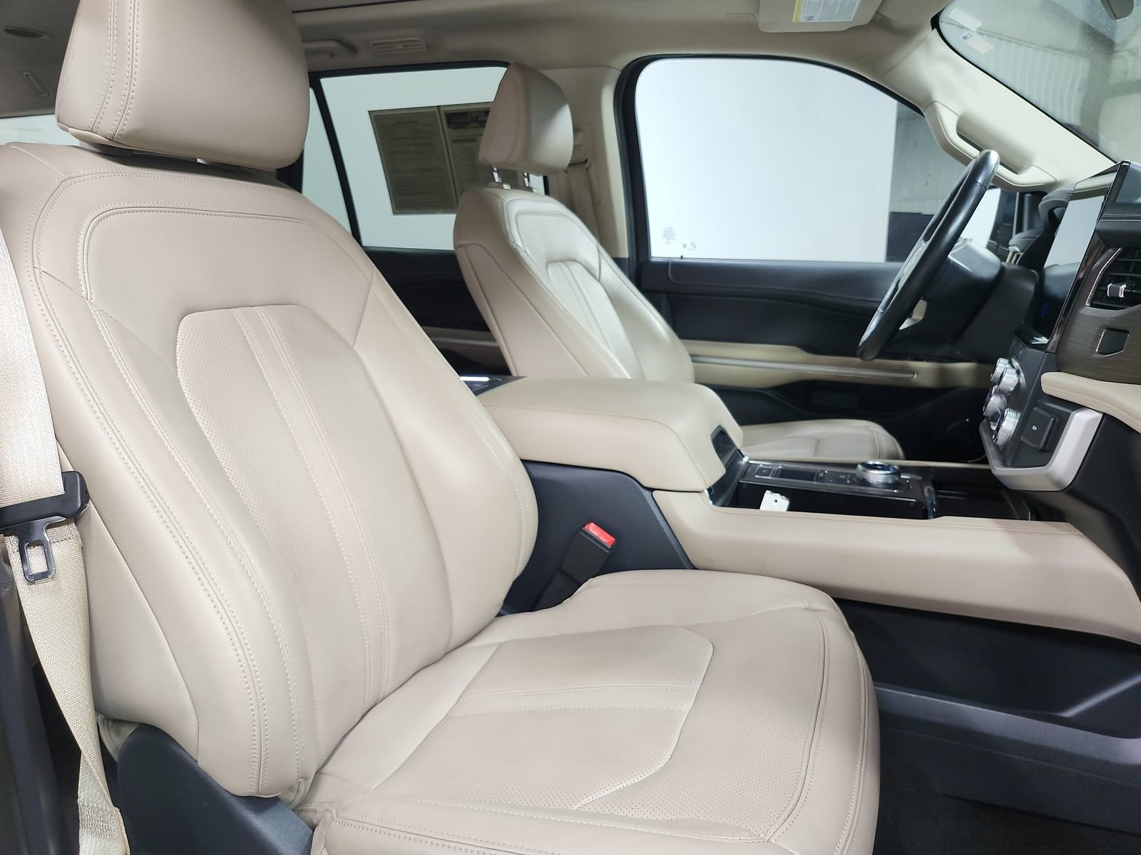 Used 2022 Ford Expedition Max Limited RWD image 49
