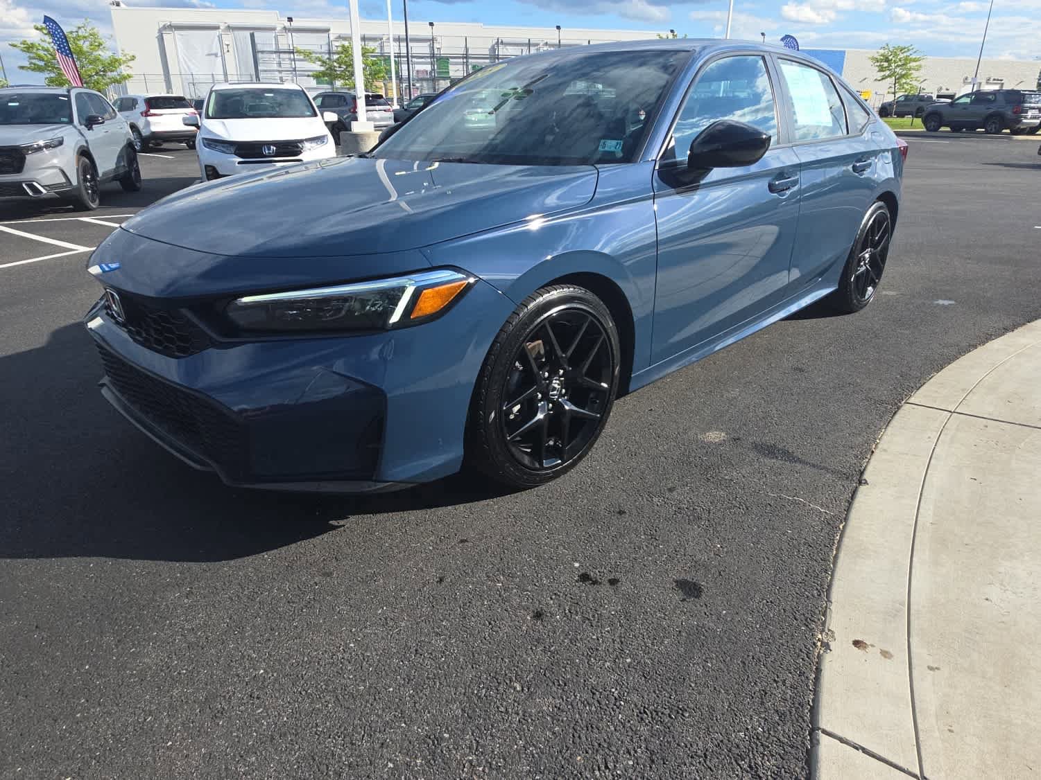 Certified 2025 Honda Civic Sport image 4