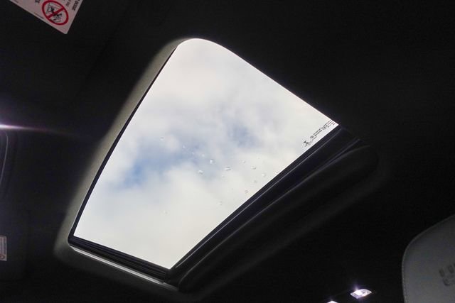 Used 2020 Chevrolet Silverado 3500 High Country w/ Technology Package image 29