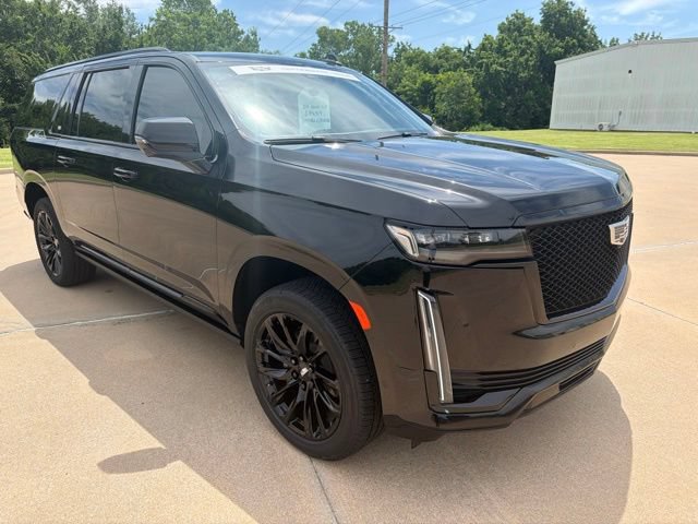 Certified 2024 Cadillac Escalade ESV Sport Platinum w/ LPO, ONYX Package AWD/4WD image 7