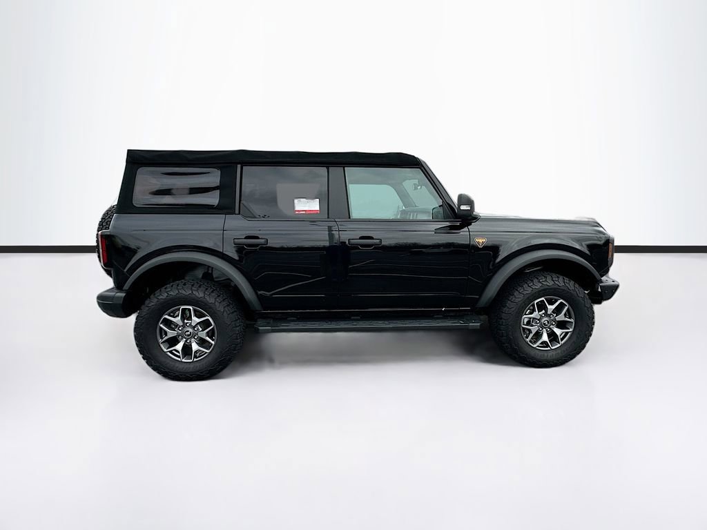 Used 2022 Ford Bronco Badlands image 12