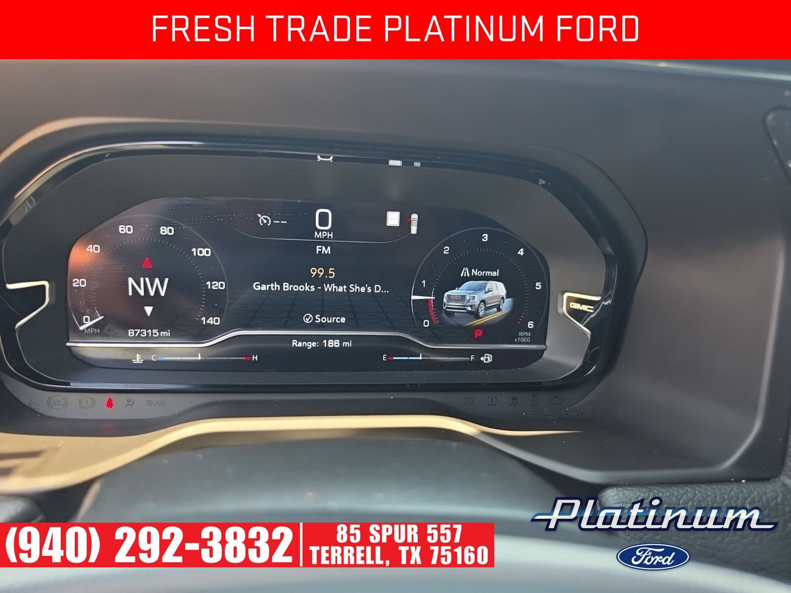 Used 2023 GMC Yukon XL Denali RWD image 12