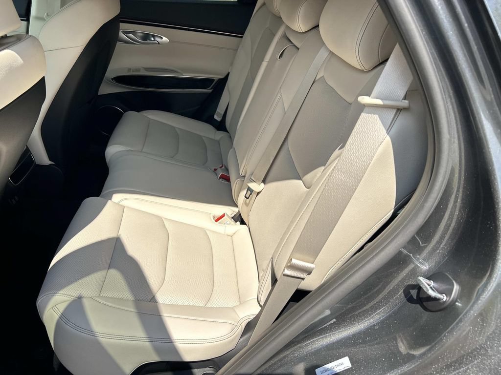 New 2027 Genesis GV70 2.5T AWD/4WD image 20