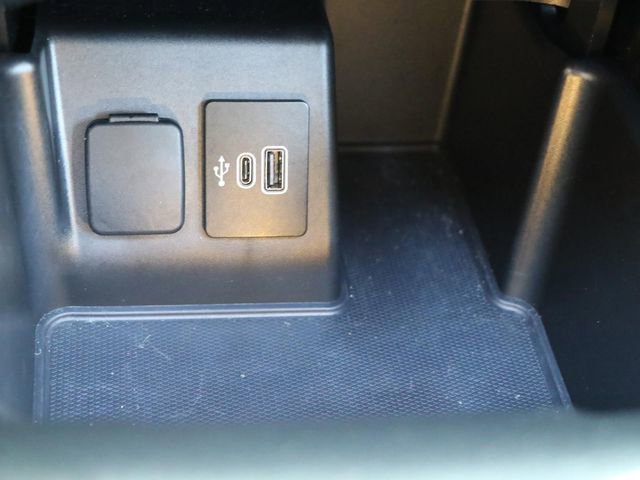 Used 2025 Ford Explorer ST AWD/4WD image 28