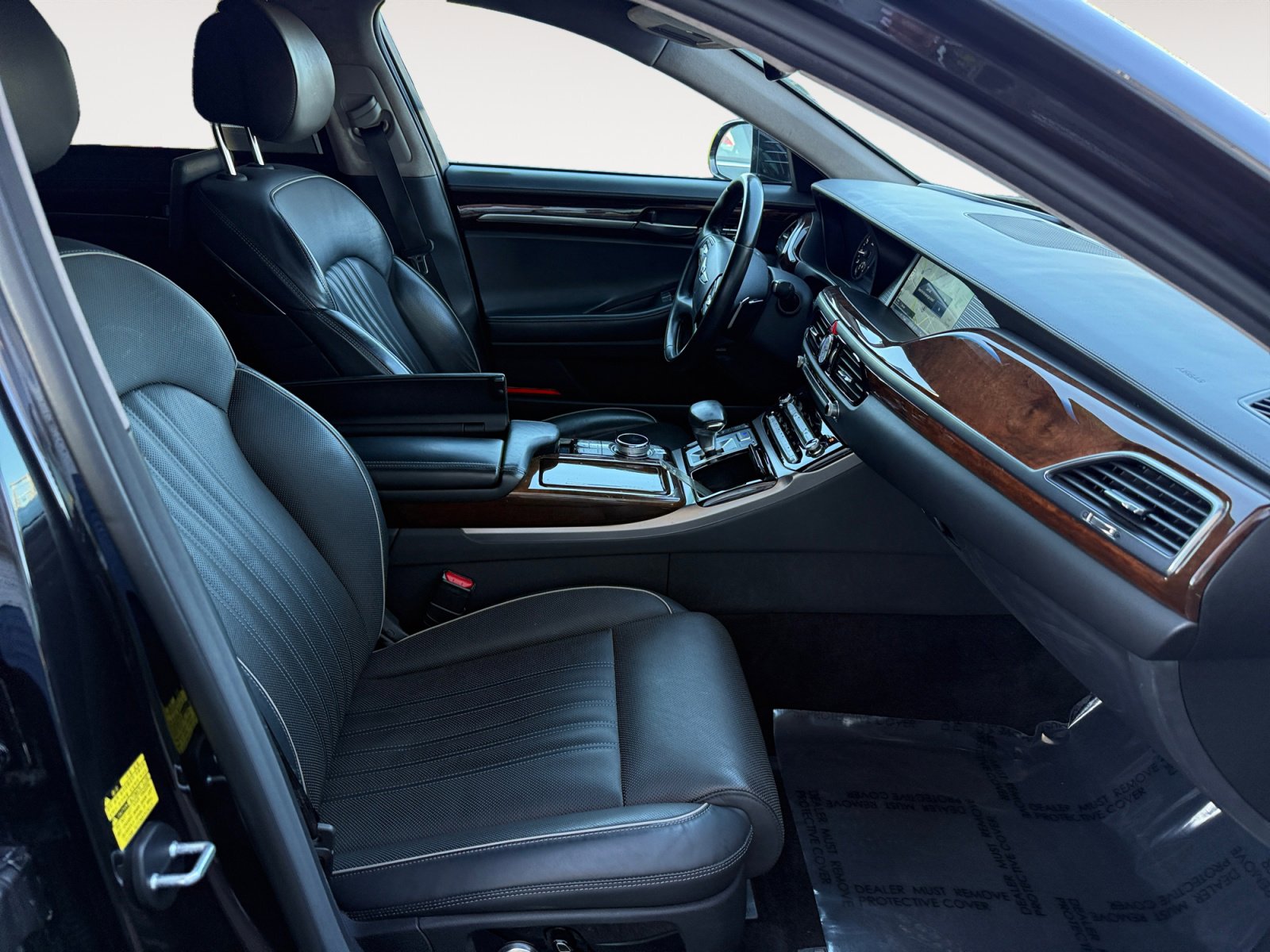 Used 2019 Genesis G90 5.0 Ultimate image 19