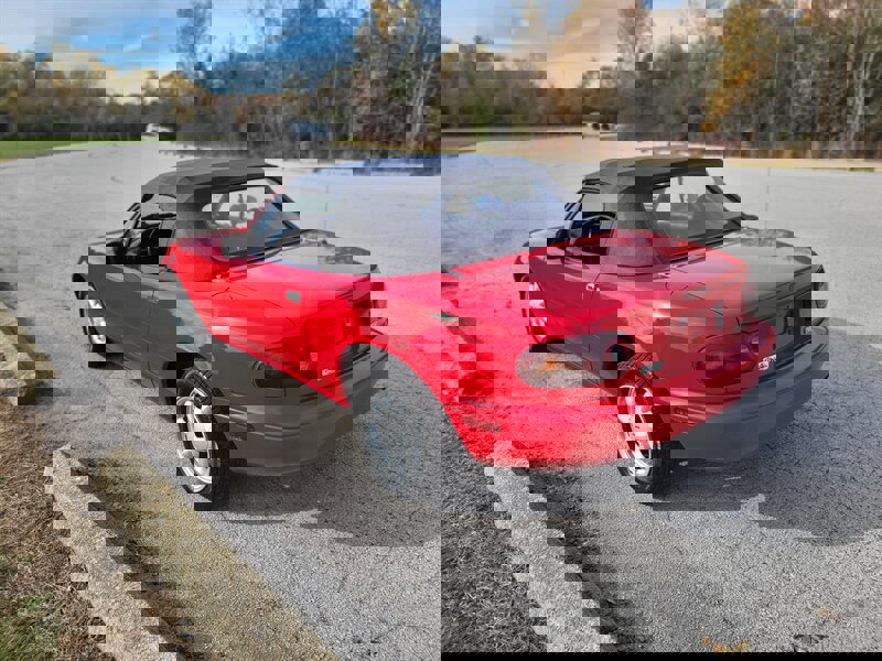 Used 1990 MAZDA MX-5 Miata image 8