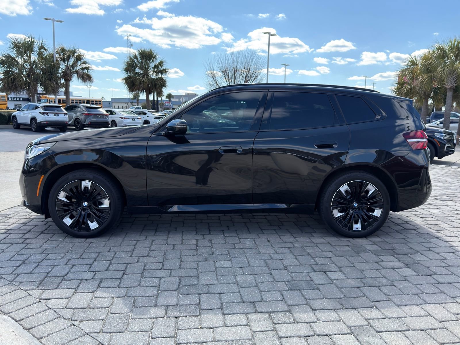 Certified 2025 BMW X3 xDrive30i w/ M Sport Package image 11