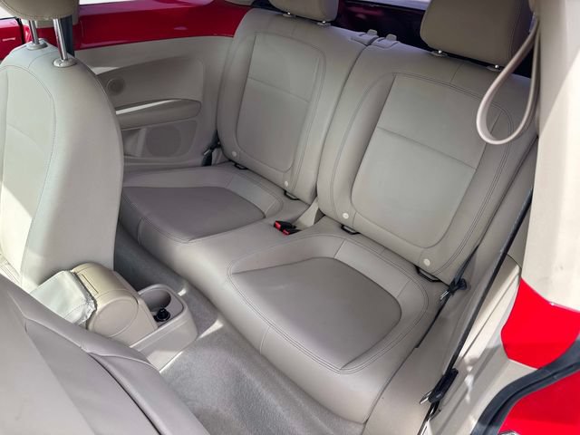 Used 2014 Volkswagen Beetle 1.8T FWD image 11