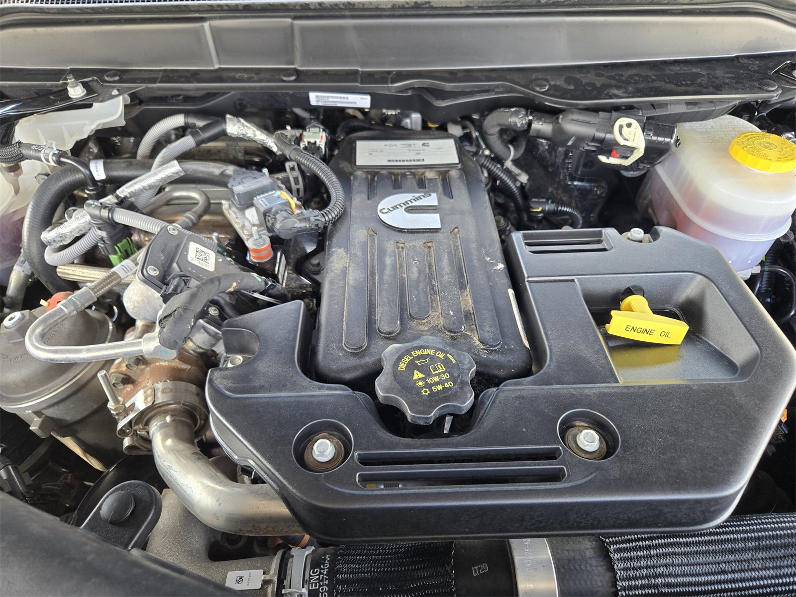 Used 2025 RAM 3500 Laramie image 31