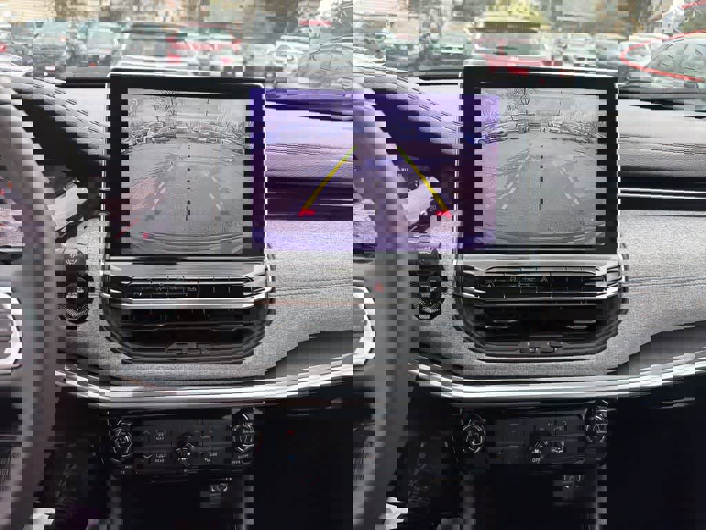 Used 2022 Jeep Compass Latitude image 29