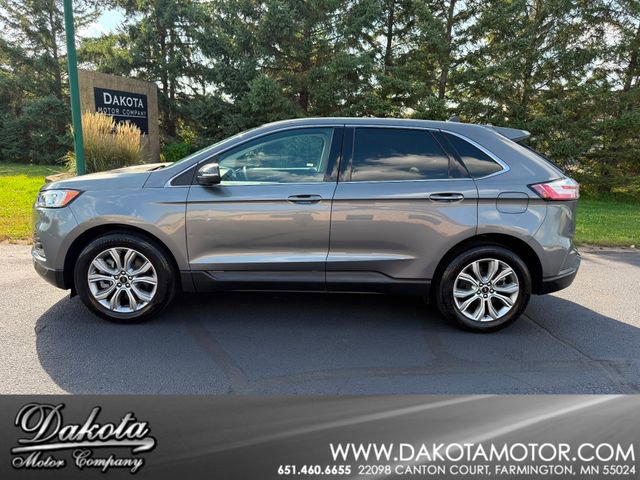 Used 2024 Ford Edge Titanium image 1