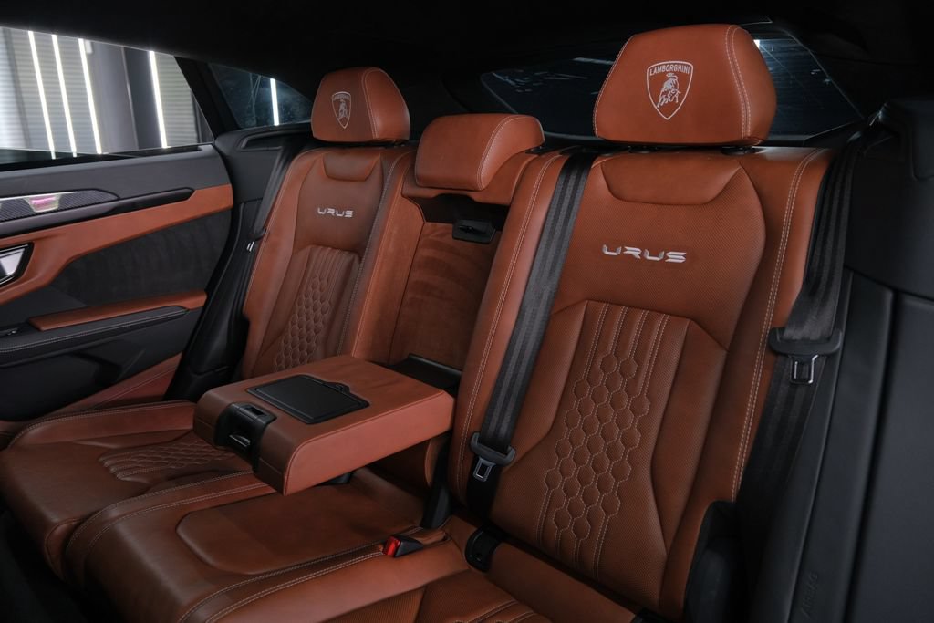 Used 2023 Lamborghini Urus S AWD/4WD image 12