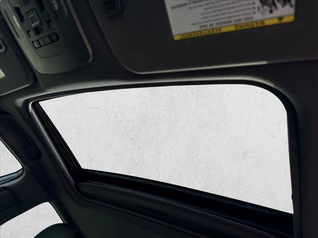 Used 2019 Toyota Avalon XLE w/ Moonroof Package FWD image 10