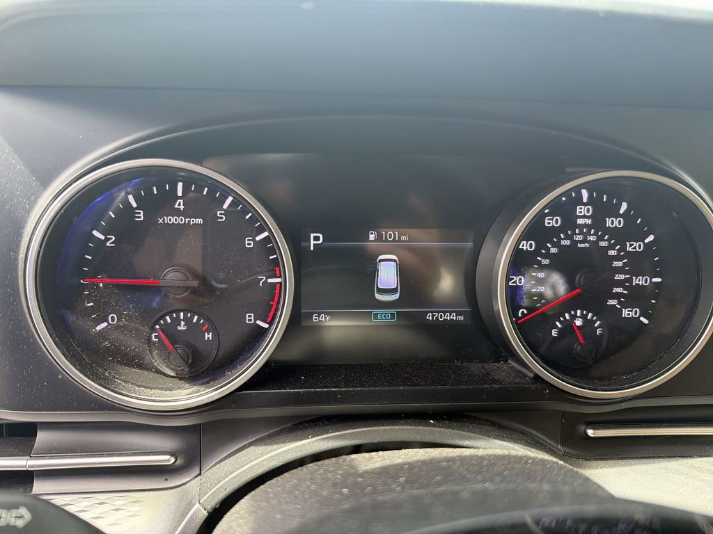 Used 2022 Kia Carnival LX FWD image 15
