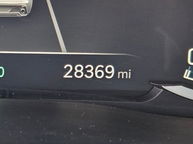 Used 2025 Genesis GV70 2.5T image 35