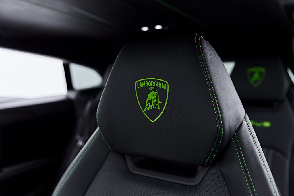 Used 2023 Lamborghini Urus Performante AWD/4WD image 62