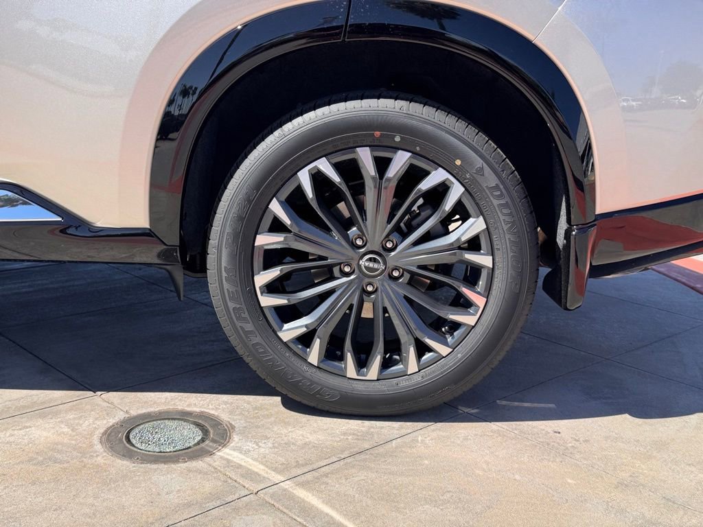 New 2026 Nissan Rogue Platinum image 8