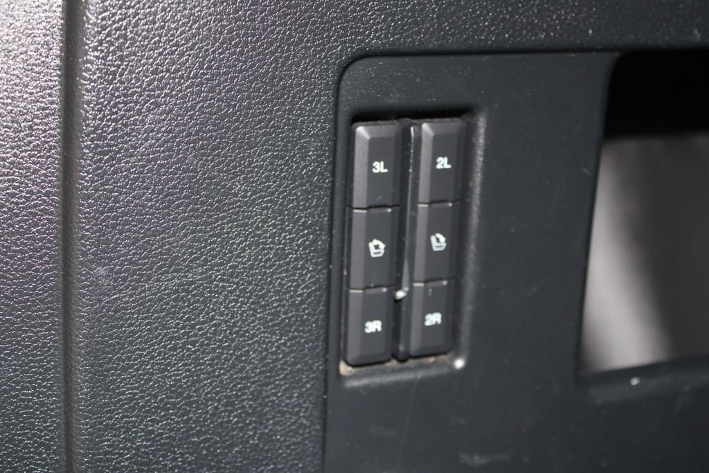 Used 2020 Ford Expedition Platinum RWD image 28
