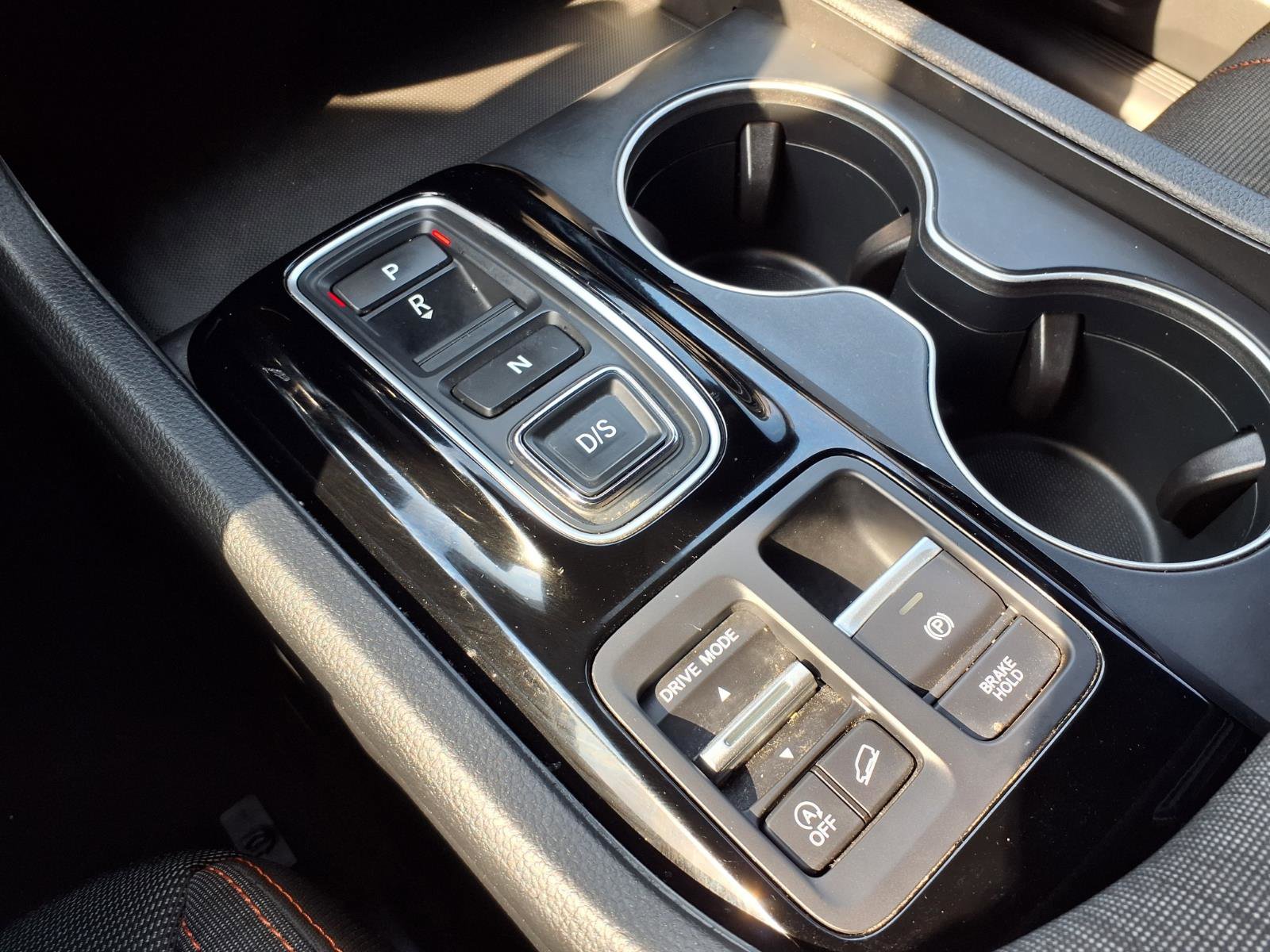 Used 2023 Honda Pilot Sport image 12