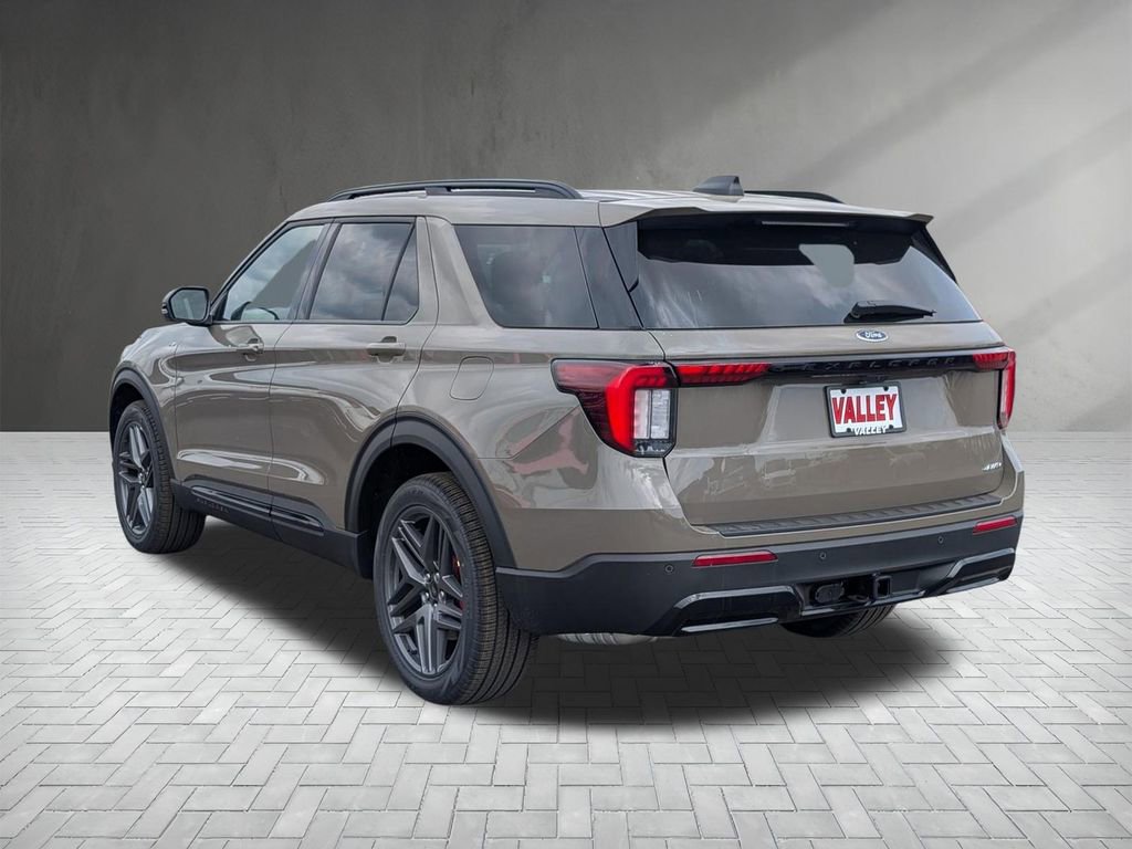 New 2026 Ford Explorer ST-Line image 8