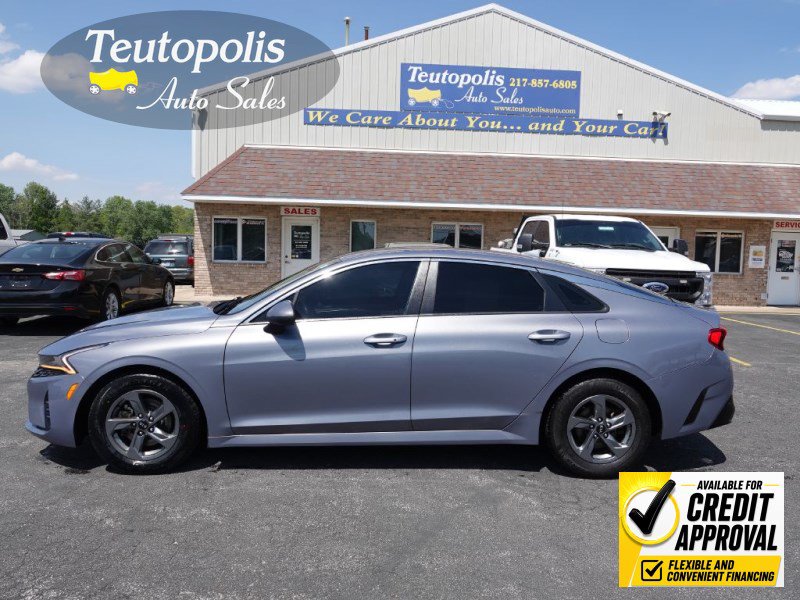Used 2021 Kia K5 LXS FWD image 1