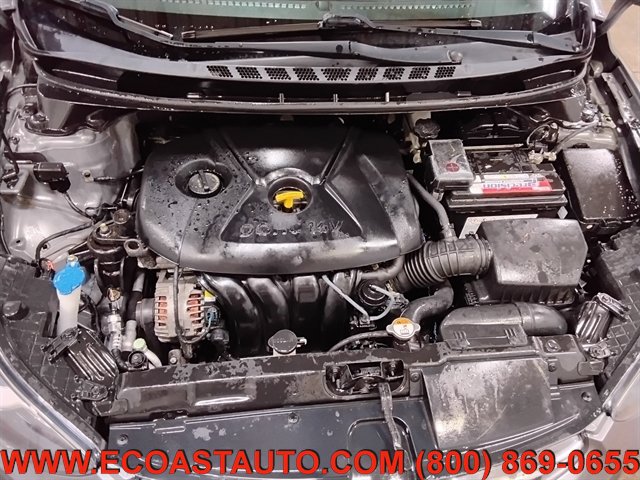 Used 2013 Hyundai Elantra Limited FWD image 9