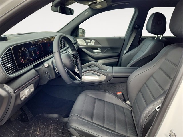 Used 2025 Mercedes-Benz GLS 450 4MATIC image 9