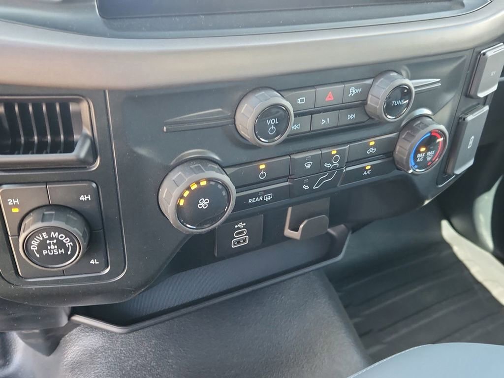 Used 2025 Ford F150 XL w/ Equipment Group 103A High image 23