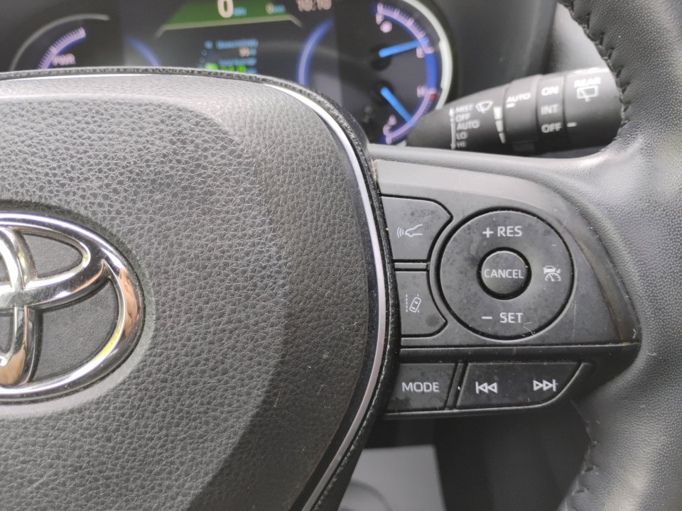 Used 2020 Toyota RAV4 XSE w/ XSE Grade Weather Package AWD/4WD image 23
