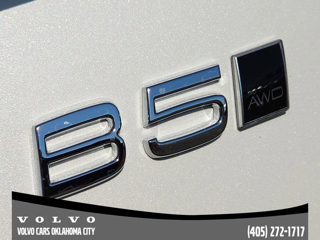 Used 2026 Volvo XC90 B5 Plus w/ Protection Package Premier image 10