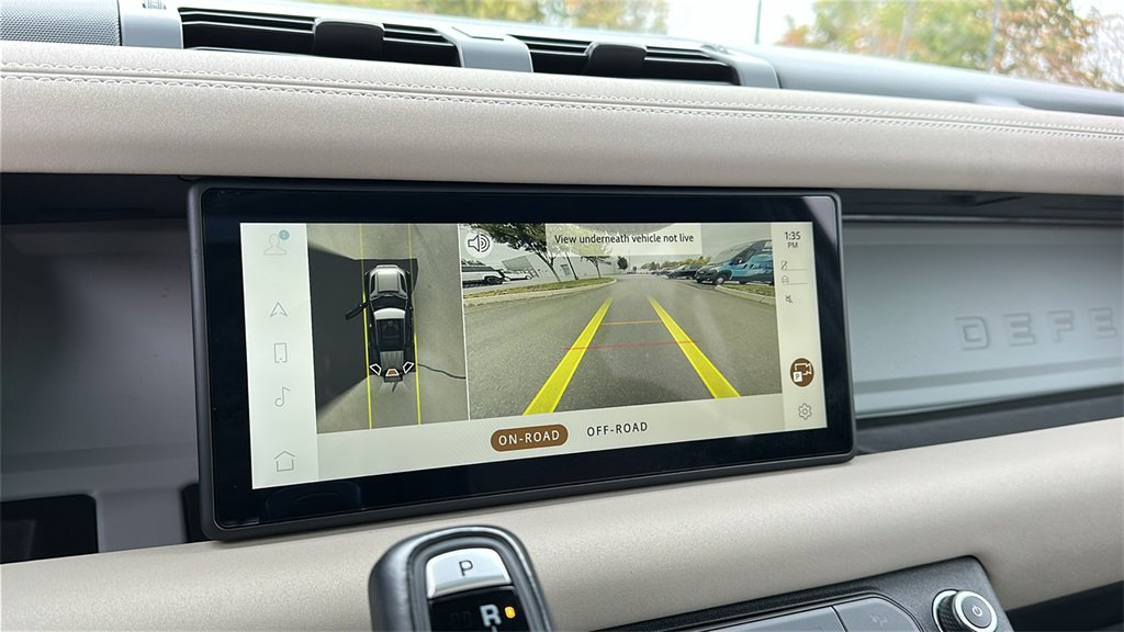 Certified 2023 Land Rover Defender 110 X-Dynamic SE image 21