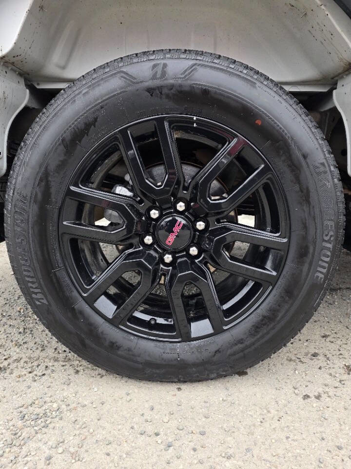Used 2024 GMC Sierra 1500 Elevation AWD/4WD image 9