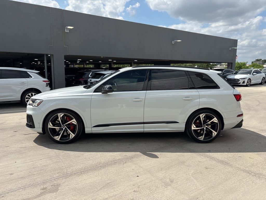 Certified 2023 Audi SQ7 Premium Plus w/ Executive Package AWD/4WD image 9
