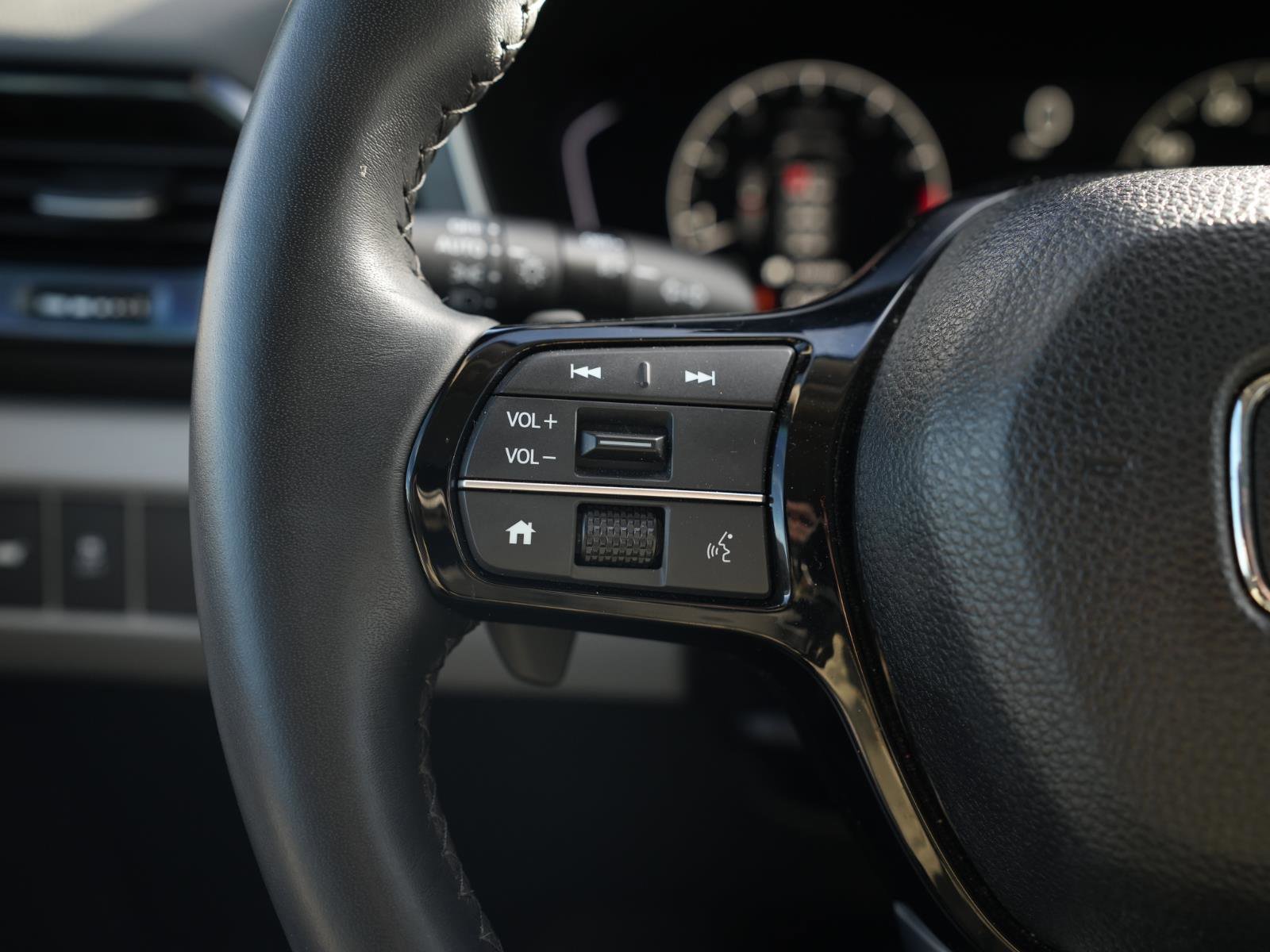 Used 2023 Honda Pilot Touring image 23