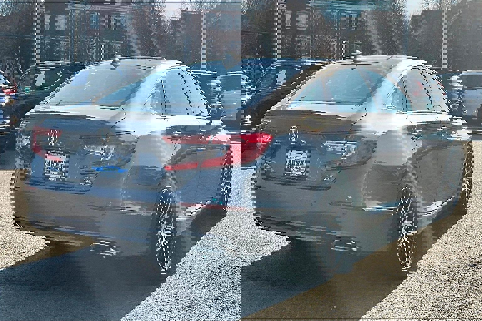 Used 2021 Honda Accord Touring image 2