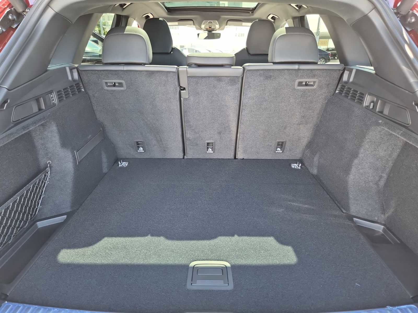 New 2025 Audi SQ5 Premium Plus image 26