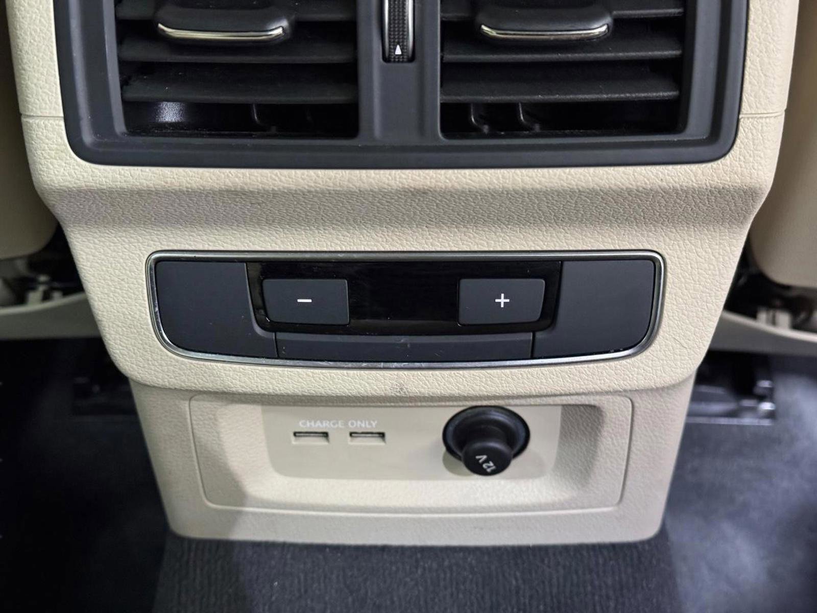 Used 2023 Audi Q5 2.0T Premium w/ Convenience Package image 10