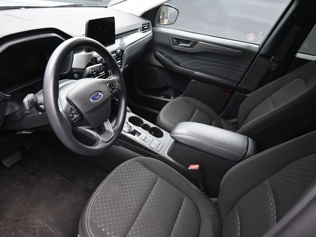 Used 2025 Ford Escape Active image 18