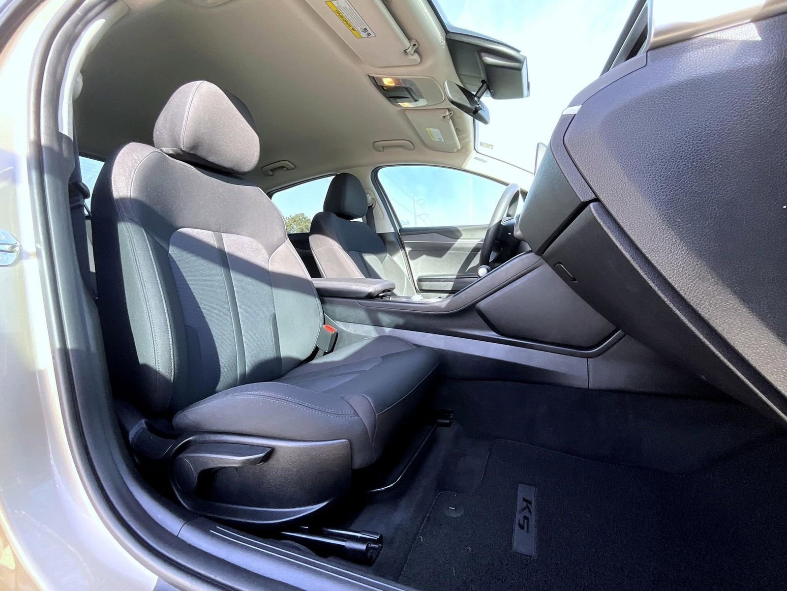 Used 2022 Kia K5 LXS image 16