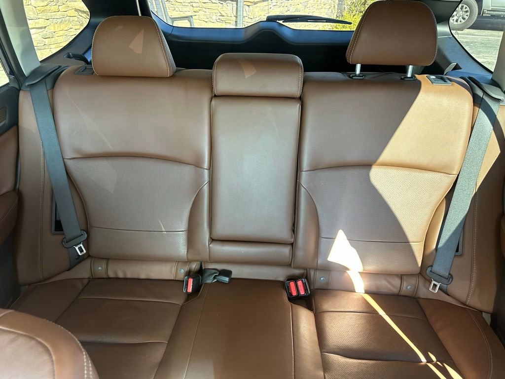 Used 2017 Subaru Outback 2.5i Touring w/ Popular Package #5A AWD/4WD image 36