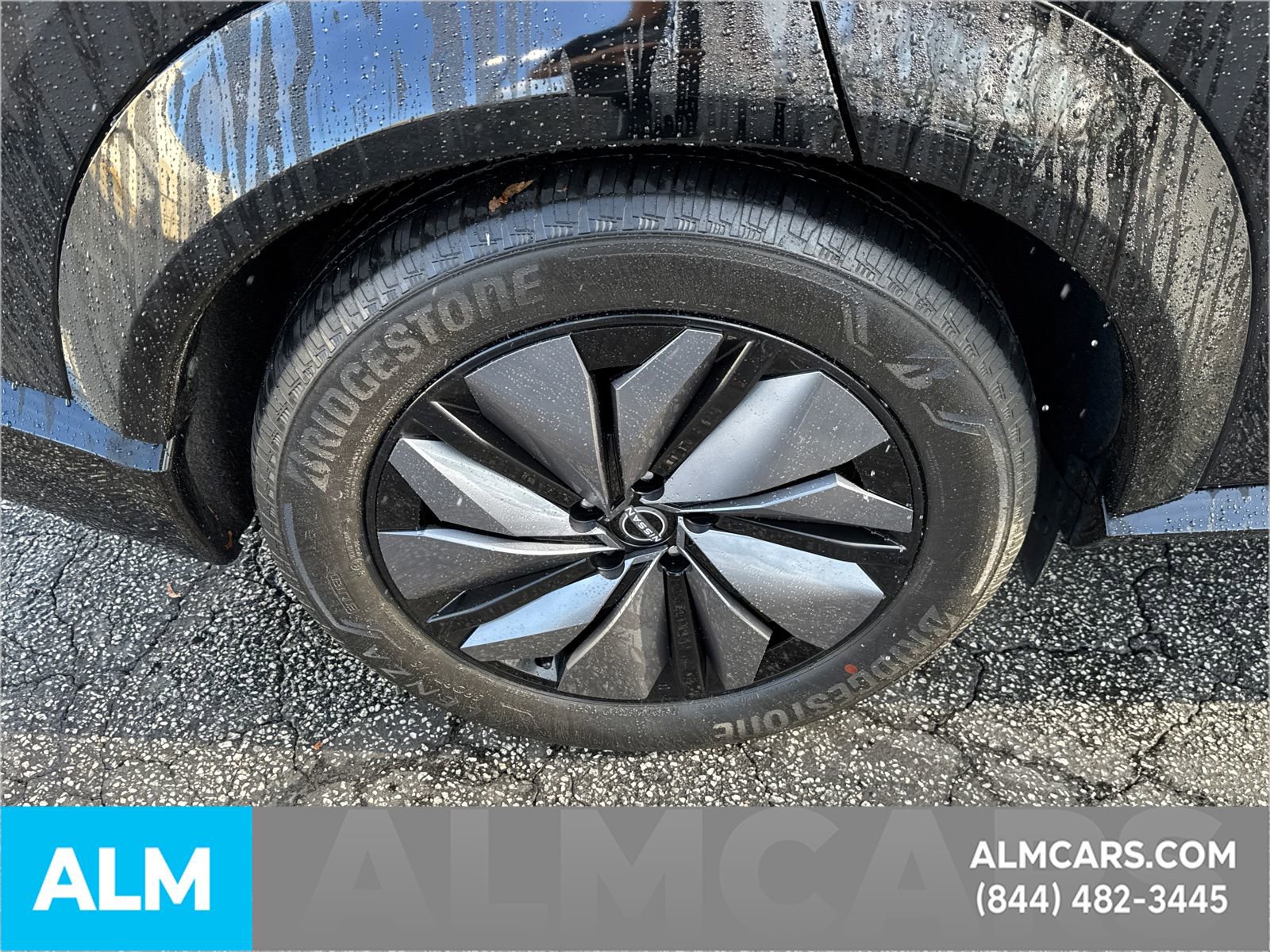 Used 2023 Nissan Ariya AWD image 20