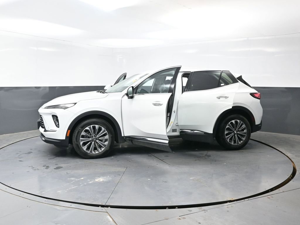 Used 2024 Buick Envision Preferred AWD/4WD image 58