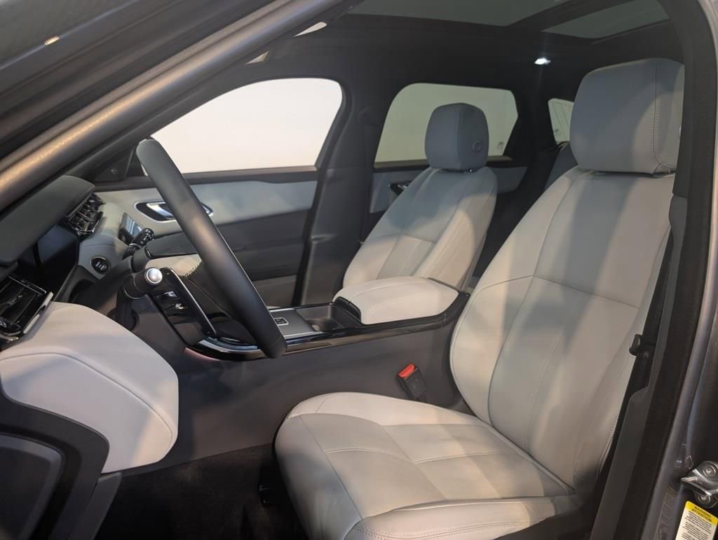 Used 2026 Land Rover Range Rover Velar S image 13