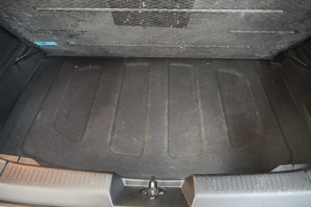 Used 2016 Chevrolet Sonic LT FWD image 10