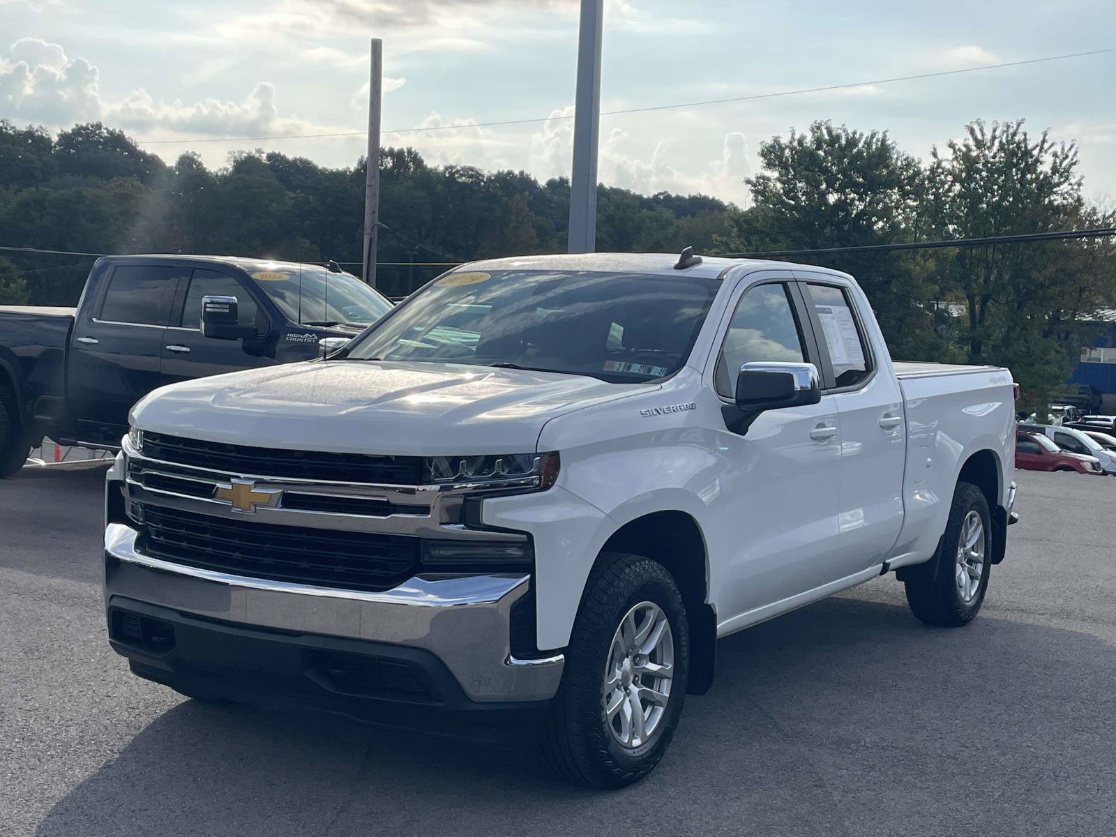 Certified 2019 Chevrolet Silverado 1500 LT w/ All-Star Edition AWD/4WD image 7