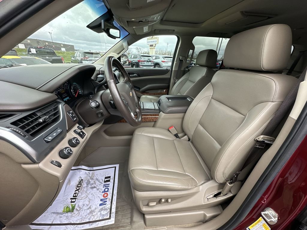 Used 2020 Chevrolet Tahoe Premier w/ Premier 6.2L Value Package image 11