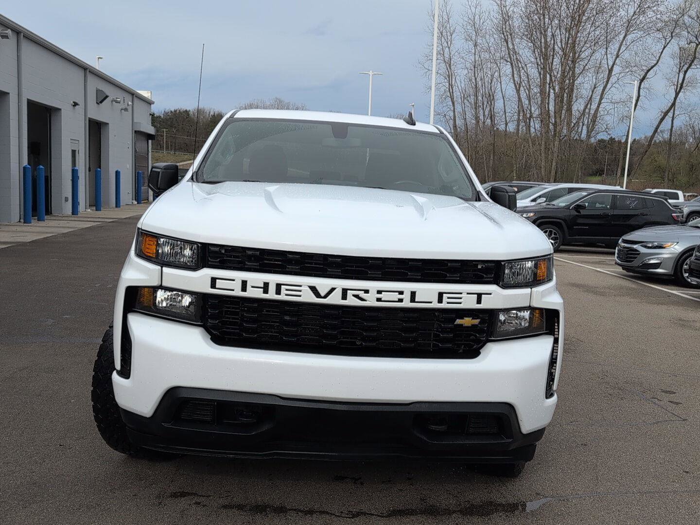 Used 2019 Chevrolet Silverado 1500 Custom w/ Custom Convenience Package image 11